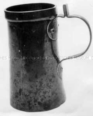 Messbecher