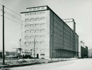 Lagerhaus und Silogebäude C.G. Maier, 1950-1951