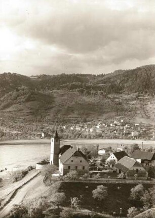 Waltirsche (heute Velké Březno-Valtířov). Blick nach Nordosten. Am jenseitigen Elbufer Wesseln (Veseli)