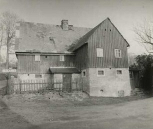 Dörnthal (Pfaffroda-Dörnthal), Hauptstraße 134 (Hof Nr. 135). Wohnstallhaus. Straßenansicht von Süden