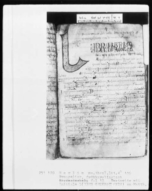 Frühkarolingisches Evangeliar — Initiale L(iber generationis), Folio 10recto