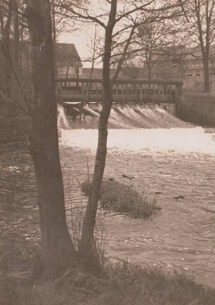 Niederrödern. Untere Mühle am Wehr