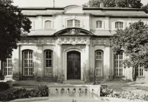 Orangerie. Hauptfassade