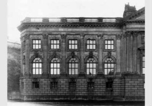 Blick auf die Fassade des Bode-Museums