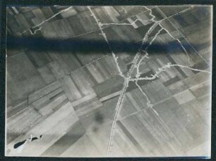 Foto eines unbekannten Geländes (Luftbild)