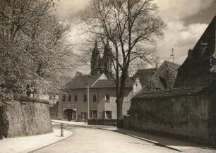 Meißen, Blick von der Fürsten- und Landesschule St. Afra zum Wohnhaus Freiheit 5