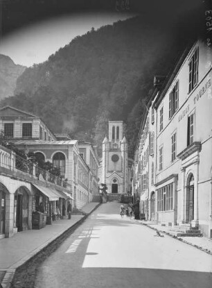 L'église paroissiale Saint-Jean-Baptiste Notre-Dame-des-Infirmes