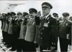 Besuch einer bulgarischen Armeedelegation in der DDR