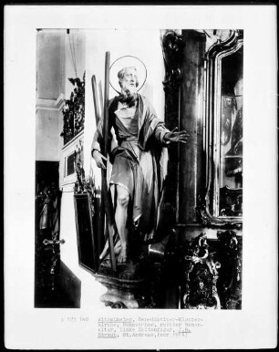 Rechter Seitenaltar