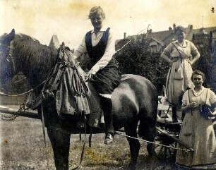Viktoria-Pensionat. Schülerinnen - Gruppenfoto