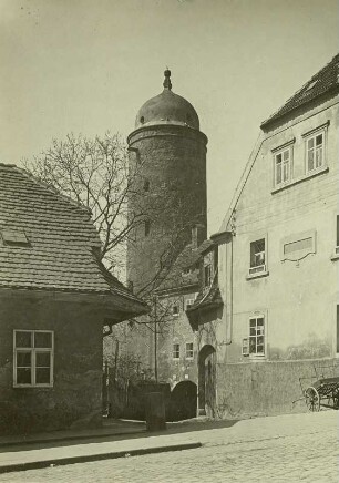 Bautzen, Blick zum Neutor mit Neuer Wasserkunst