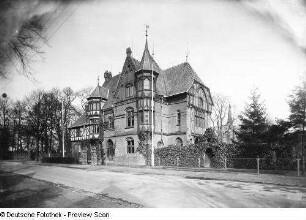 Bad Doberan, Beethovenstraße 8. Villa Möckel (heute: Museum; 1887-1888, G. L. Möckel)
