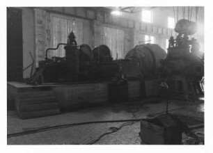 Industrie-Kraftwerk. Montage der Maschine 1 : Lauta (Niederlausitz). Industrie-Kraftwerk. Montage der Maschine 1