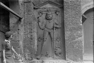 Meißen-Siebeneichen. Schloss Siebeneichen. Grabmal Nickel von Miltitz (1532-15.10.1595)