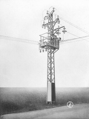 Masttransformatorenstation mit Drosselspulen (Siemens-Schuckert) : Technikgeschichte | Elektrotechnik | Umwandlung und Fortleitung elektrischer Energien | Starkstromfreileitungen und -kabel; Isolatoren, Isoliermaschinen, Installation