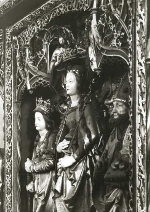 Mittelschrein: Maria mit den Heiligen Katharina und Nikolaus