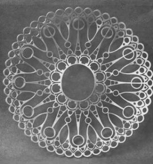 Rückseite des halbfertigen Anhängers : Technikgeschichte | Edelmetallindustrie | Edelmetallindustrie | Goldschmiedewerkstadt | Der Entwicklungsgang eines Juwelenstückes