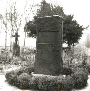 Peenemünde. Friedhof, Gedenkstein für Gustav II. Adolf, König von Schweden (1930, Stein)