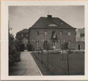 Hermsdorf in Thüringen, Hermsdorf-Schomburg Isolatoren GmbH, Zweigniederlassung der Porzellanfabrik Kahla