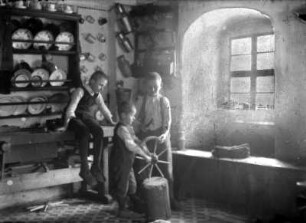 Wohnraum - Küche - Werkstatt - Spielzimmer
