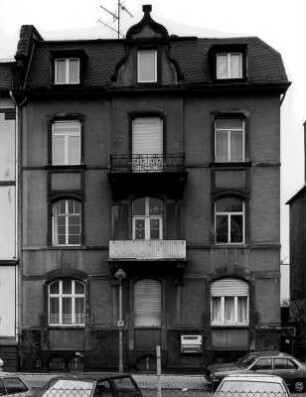 Mietshaus; Frankfurt, Hölderlinstraße 14