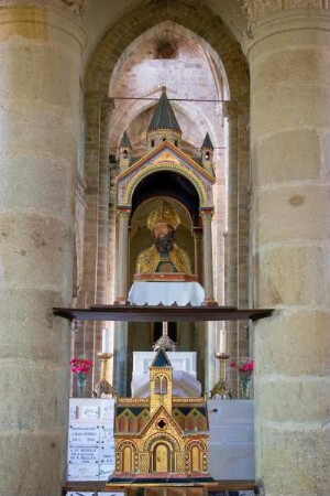 Frankreich. Auvergne. Allier. Saint Menoux. Kirche. 12 Jahrhundert. Sarkophag Saint. Menoux. 13 Jahrhundert. Debredinoire