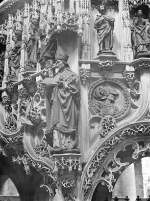Westseite des Lettners — Südwestliche Eckfigur: Der Heilige Servatius