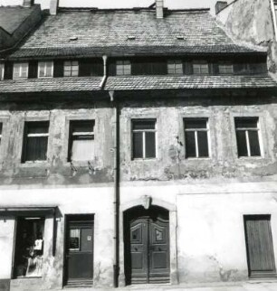 Oederan, Große Kirchgasse 4. Wohnhaus mit Ladeneinbau (um 1790). Straßenfront