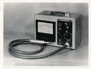 Millivoltmeter 30 Hz - 10 MHz, Foto 1958