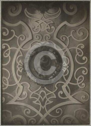 Gemaltes Ornamentfeld in der evangelischen Pfarrkirche Karschau