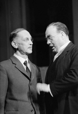Szenenbilder aus "Affäre Blum" von Erich Engel und R. A. Stemmle. Volksbühne Berlin, 29.05.1961