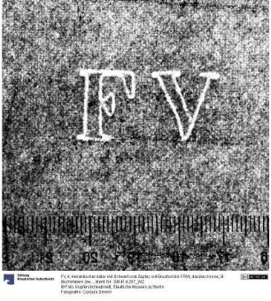 A: Heraldischer Adler mit Schwert und Zepter, mit Brustschild: FRW, darüber Krone; B: Buchstaben (zweikonturig): FV