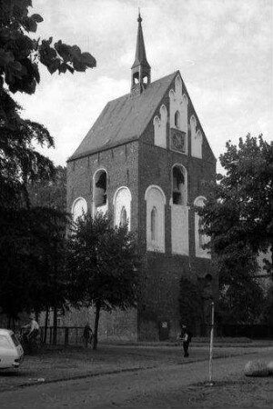 Norden: Torturm [Glockenturm] neben der Ludgerikirche