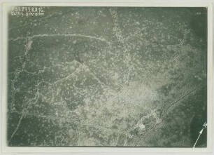 Foto gegnerischer Stellungen nordwestlich von Serre-lès-Puisieux (Luftbild)
