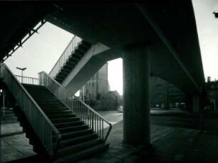 Leichtbeton - Fußgängerbrücke zur Rheingoldhalle, 1968