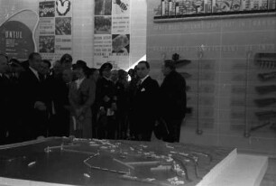 Bukarest: Besichtigung und Rundgang durch die Ausstellung
