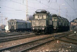 Kornwestheim Südwest Gleis P 2 Lok 193 006 Bauzug Lok Baureihe 193