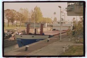 Selene Prahn (1994), H & Prahm, Leer