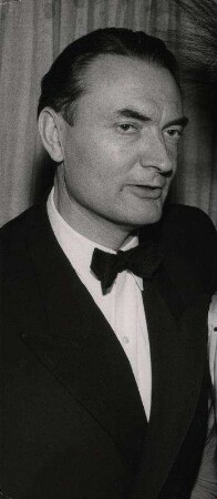 Dr. Günther Rennert