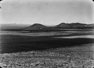 Achacachi : Blick auf Achacachi, im Hintergrund die Cordillera Real.