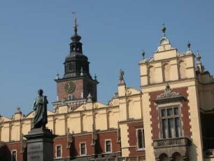 Rathausturm, Denkmal für den Dichter Adam Mickiewicz, Tuchhallen, am Hauptmarkt