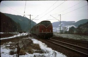 Horb Einfahrt Lok 221 122 mit DC 484