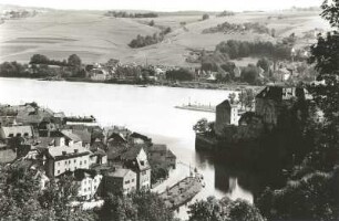 Passau, Stadtteilansicht : Passau. Blick über die Ilzstadt und die Feste Niederhaus auf den Zusammenfluss von Ilz, Donau und Inn