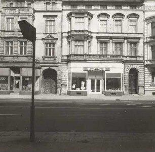 Wohn- und Geschäftshaus