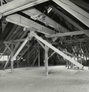 Getreide-Rieselspeicher und Verwaltungsgebäude des ehemaligen Proviantamtes der Königlich-Sächsischen Armee