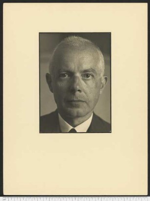 Porträtaufnahme Béla Bartók