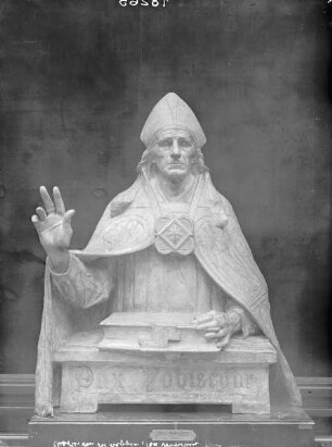 Pax vobiscum (Bronzebüste eines Bischofs)