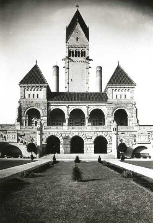 Leipzig, Südfriedhof : Leipzig. Südfriedhof. Krematorium, Ansicht von Süden