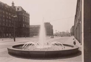 Wilsdruffer Straße : Dresden, Wilsdruffer Straße, Blick nach Westen zum Altmarkt mit Springbrunnen
