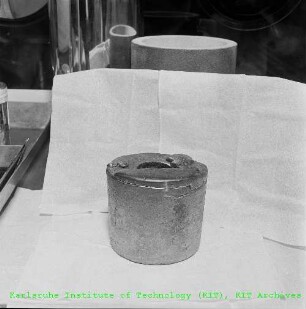Ingot (Gussblock) aus einer Plutonium-Uran-Legierung